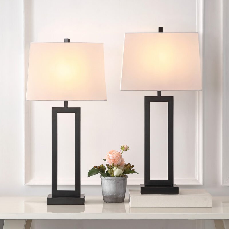 Eleifend 28.5" Black Metal Table Lamp