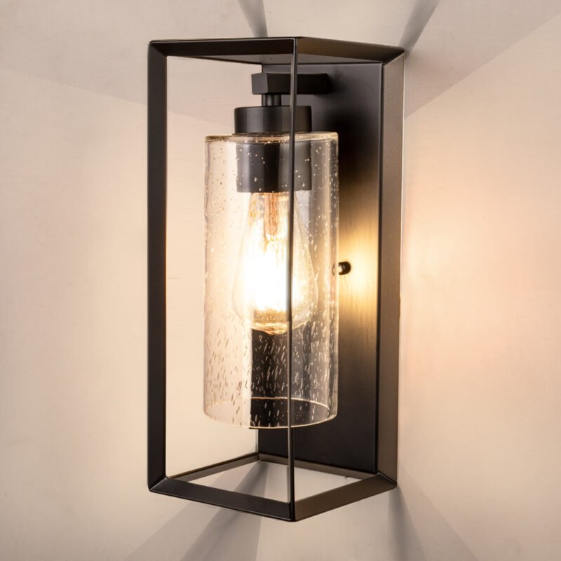 Outdoor Wall Light